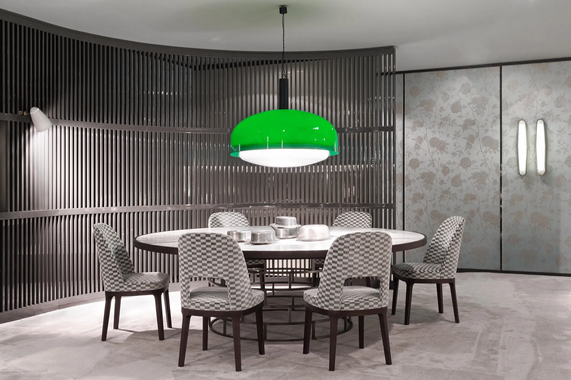 Crown – Flexform at Mesmetric