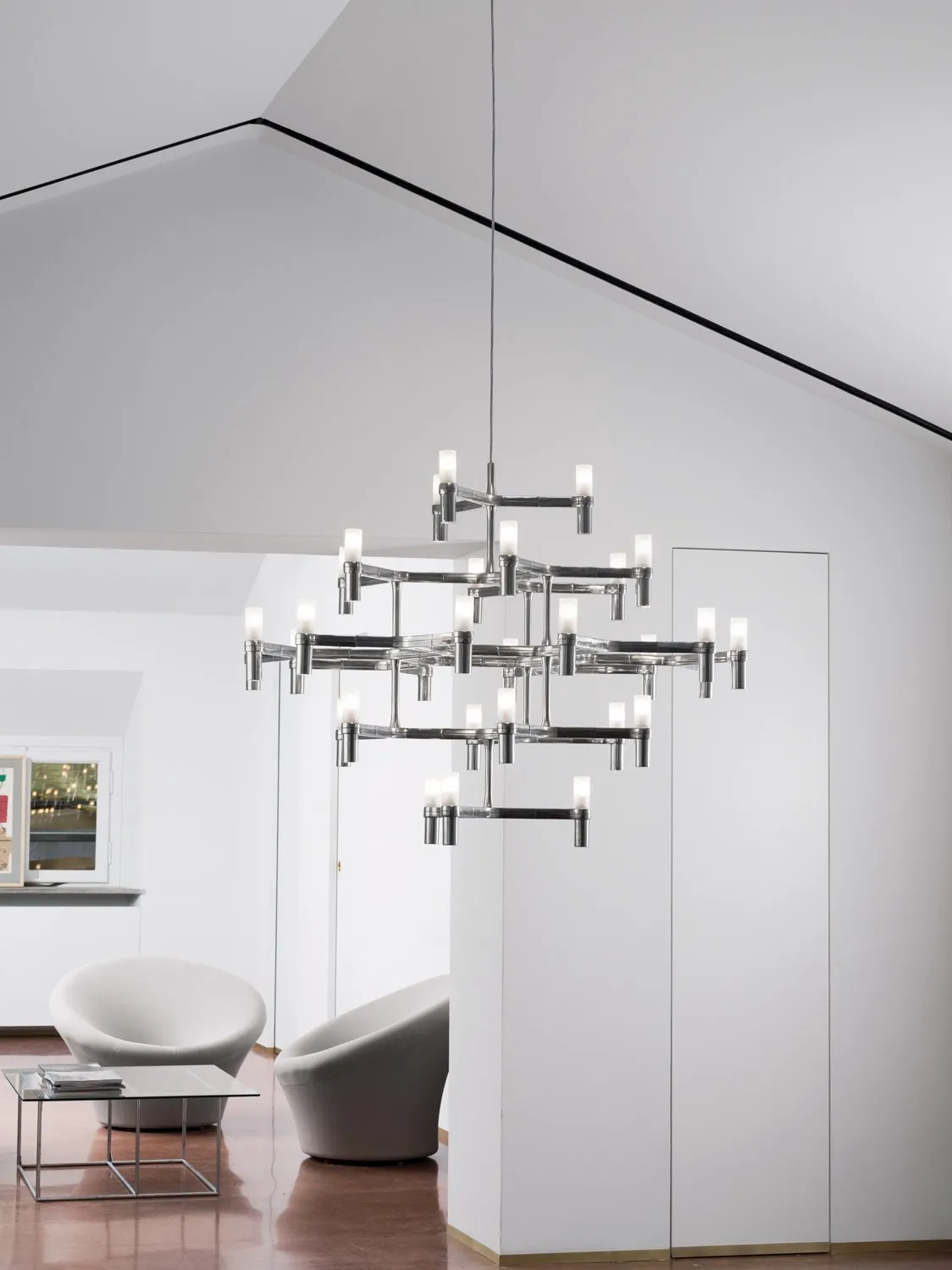 Crown Major – Nemo Lighting at Mesmetric