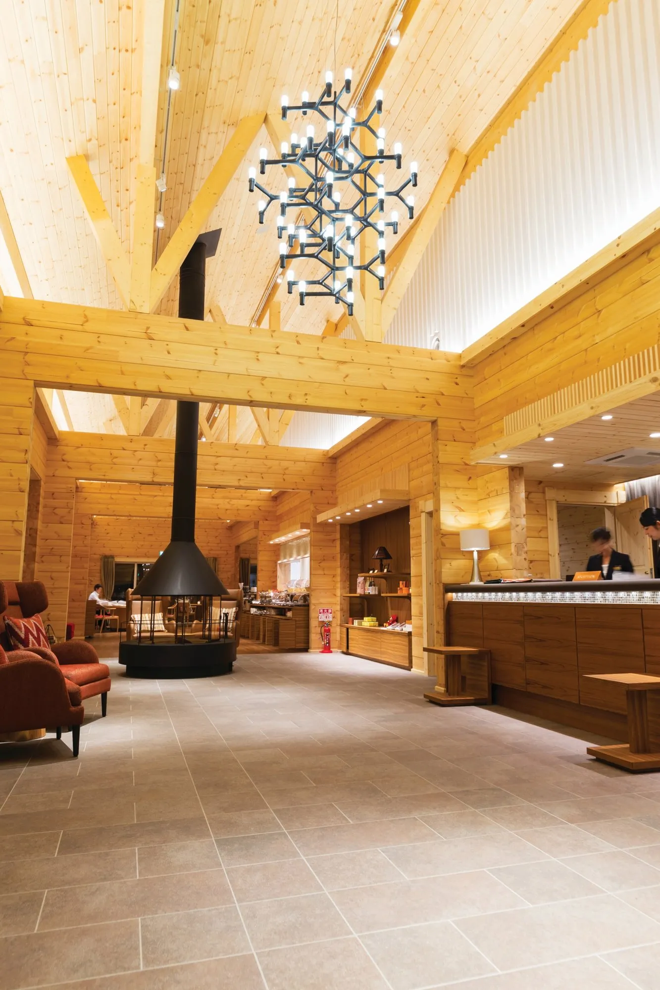 Crown Summa – Nemo Lighting at Mesmetric