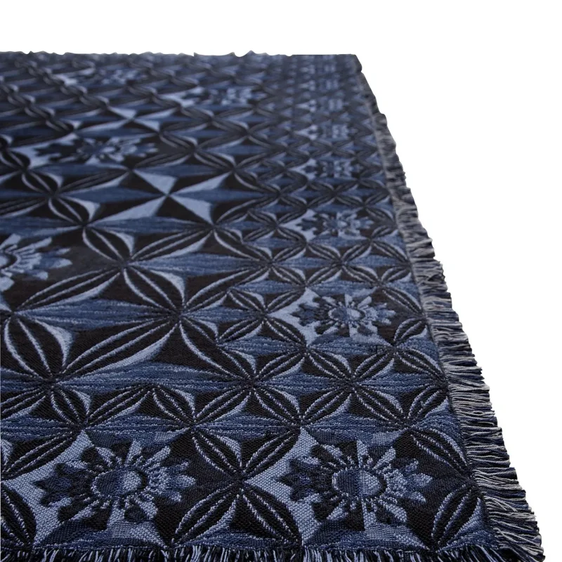 Crystal Rose – Moooi Carpets at Mesmetric