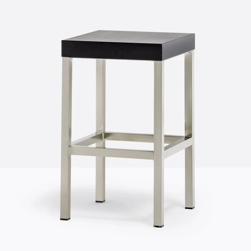 Cube w – Pedrali at Mesmetric