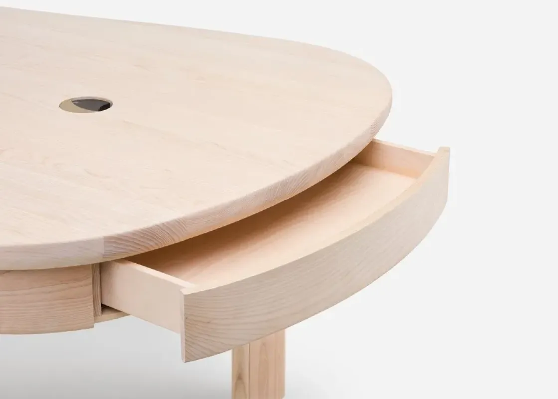 683Q Twenty-Five Desk - De La Espada w Mesmetric