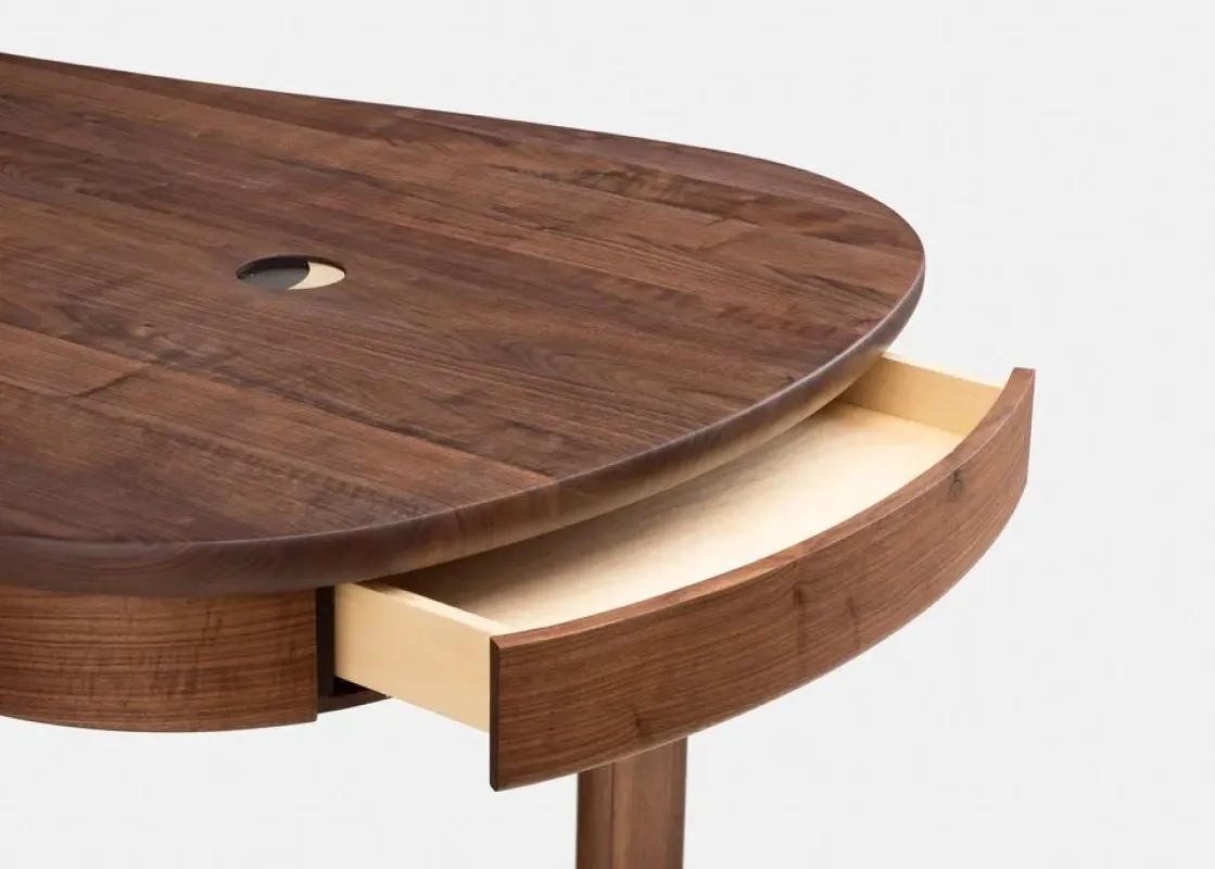 683Q Twenty-Five Desk - De La Espada w Mesmetric