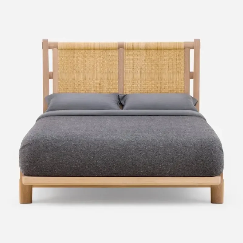 684 Twenty-Five Bed