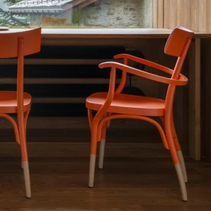 Czech - Gebrüder Thonet Vienna w Mesmetric