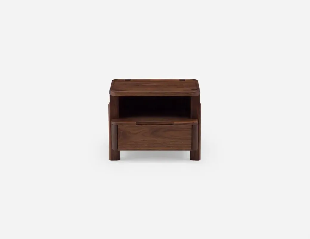 685 Twenty-Five Bedside Chest - De La Espada w Mesmetric