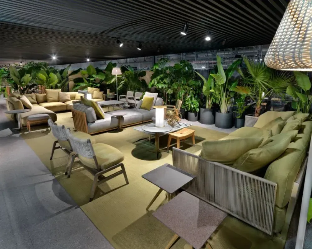 Dakota Outdoor – Flexform at Mesmetric