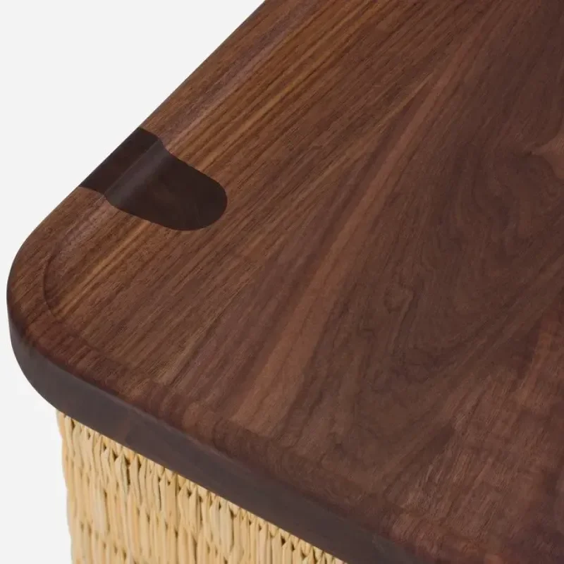 685Q Twenty-Five Bedside Table - De La Espada w Mesmetric