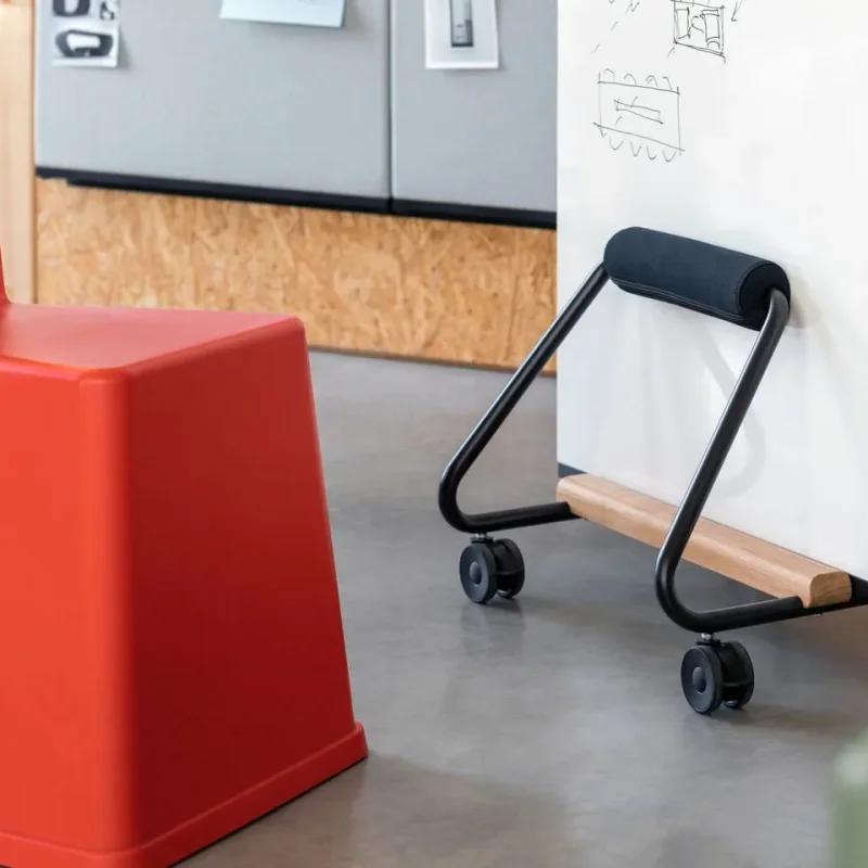 Dancing Wall - Vitra w Mesmetric