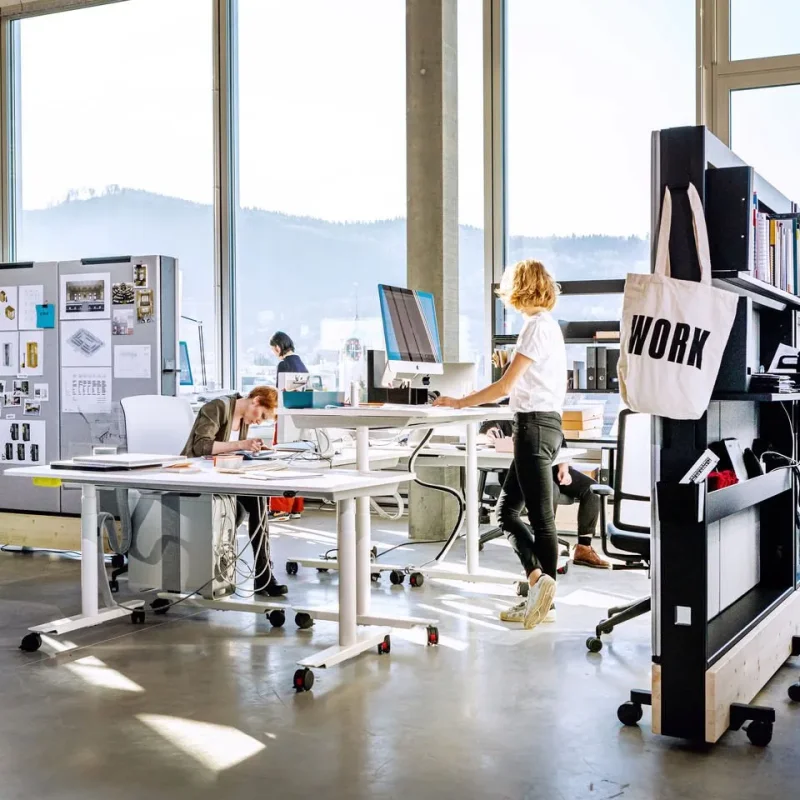 Dancing Wall - Vitra w Mesmetric