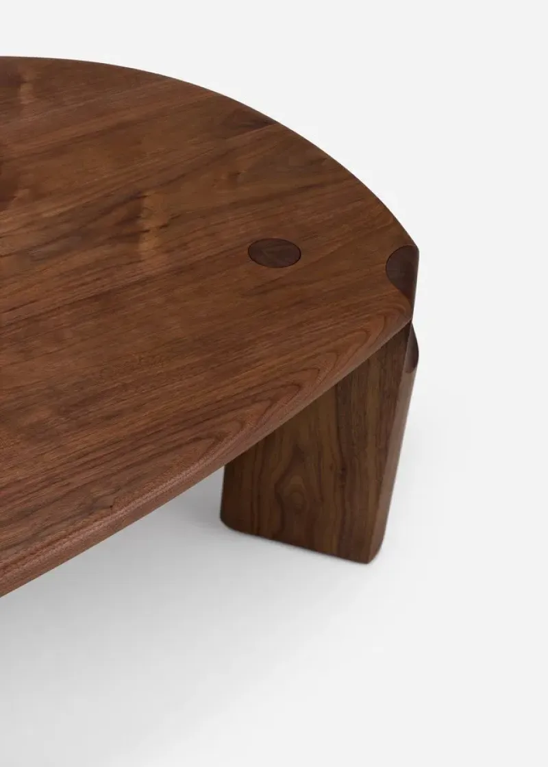 686 Twenty-Five Coffee Table Wood - De La Espada w Mesmetric
