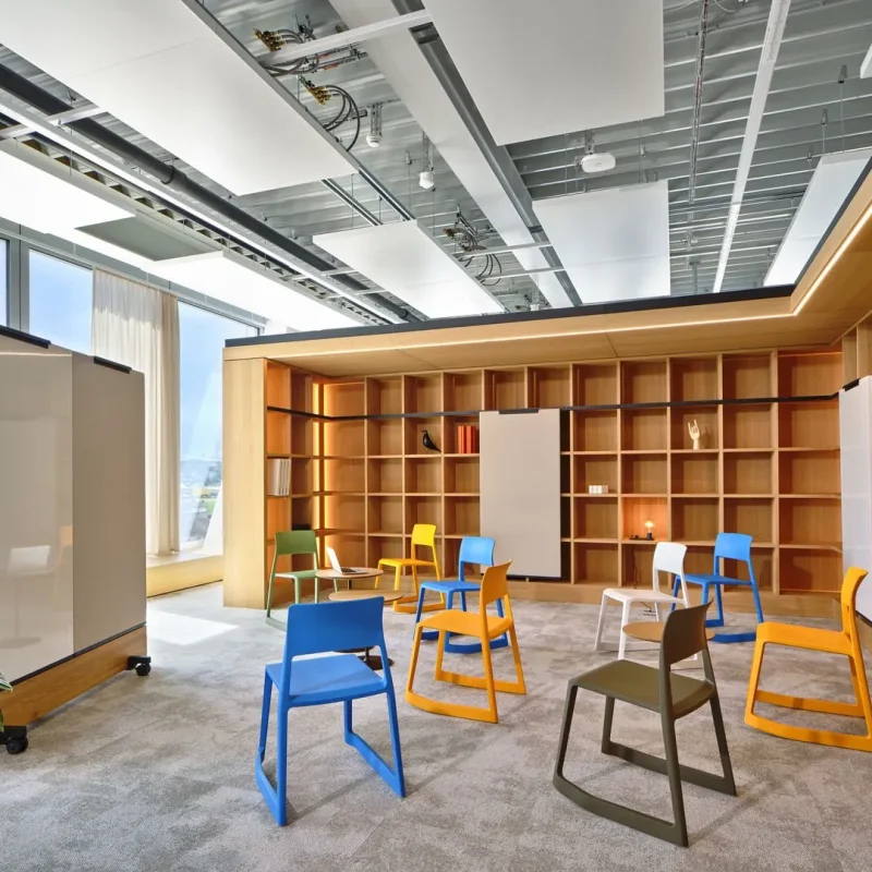 Dancing Wall - Vitra w Mesmetric