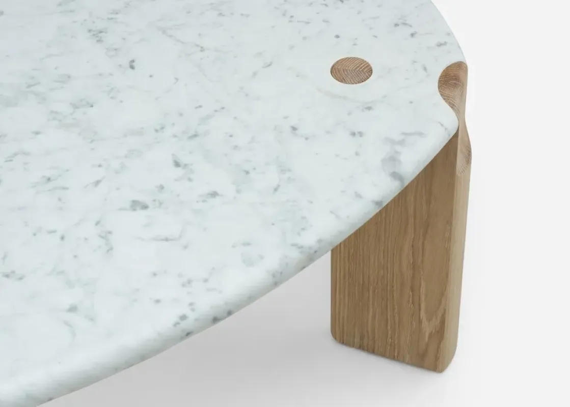 686M Twenty-Five Coffee Table Marble - De La Espada w Mesmetric