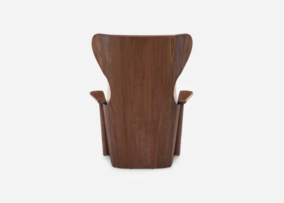 688 Twenty-Five Bergere Chair - De La Espada w Mesmetric