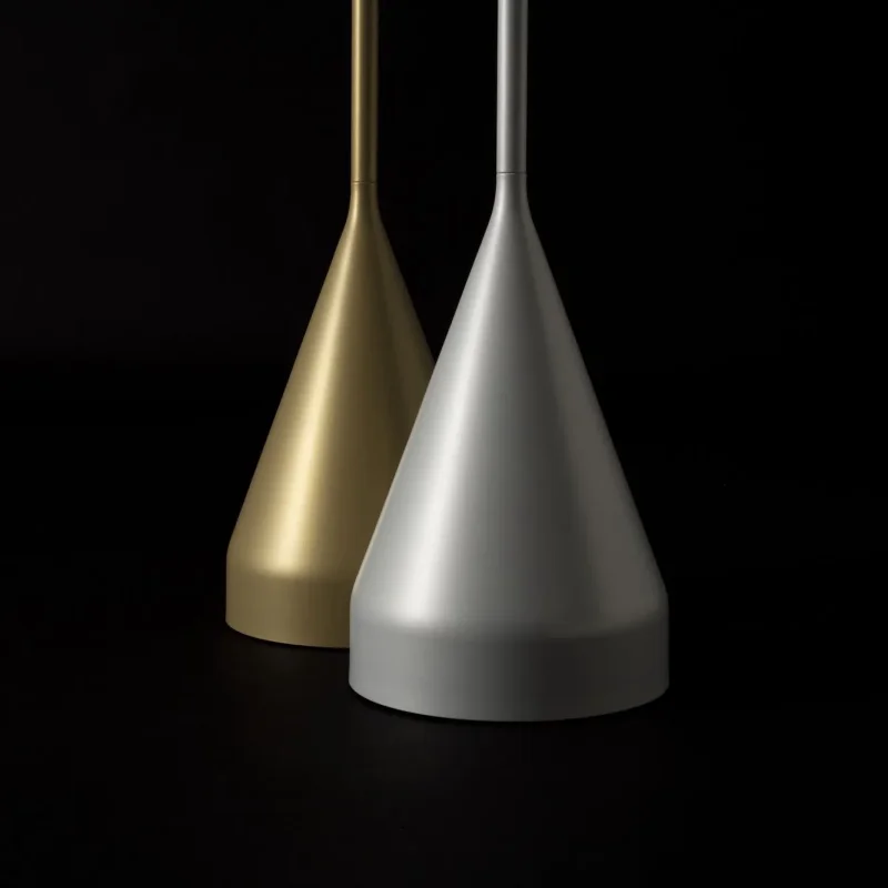 De-Lux A8 – Tato at Mesmetric