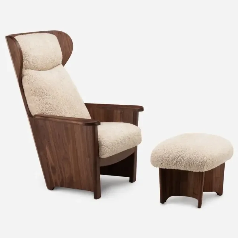 688 Twenty-Five Bergere Chair - De La Espada w Mesmetric