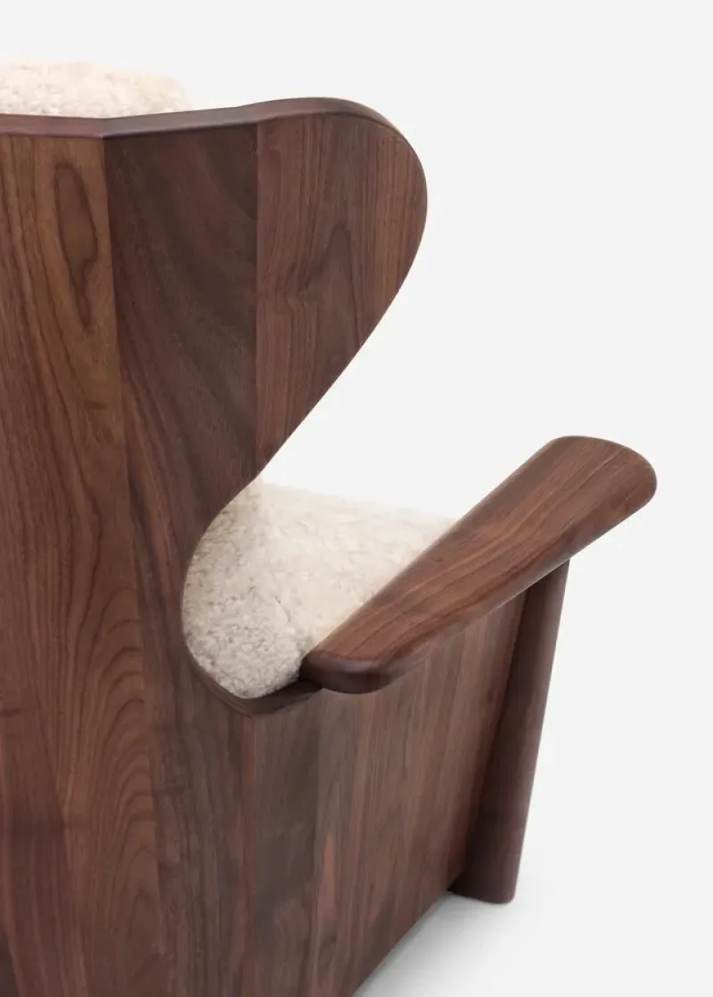 688 Twenty-Five Bergere Chair - De La Espada w Mesmetric