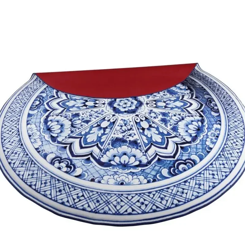 Delft Blue Plate – Moooi Carpets at Mesmetric