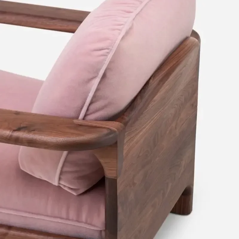 690S Twenty-Five Lounge Armchair - De La Espada w Mesmetric