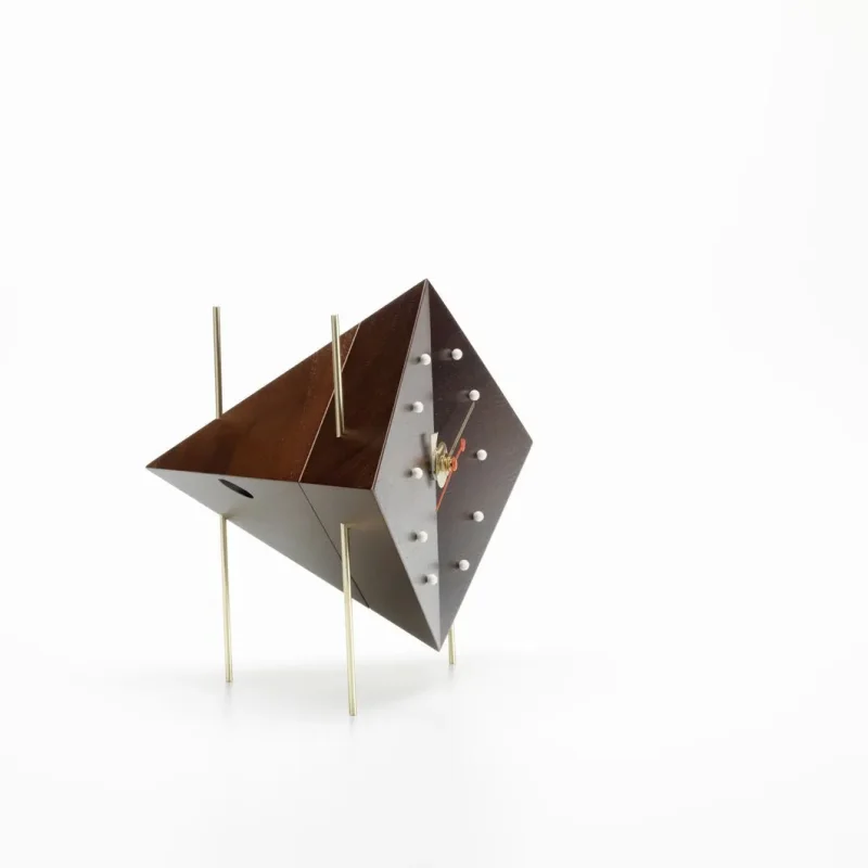 Diamond clock - Vitra w Mesmetric