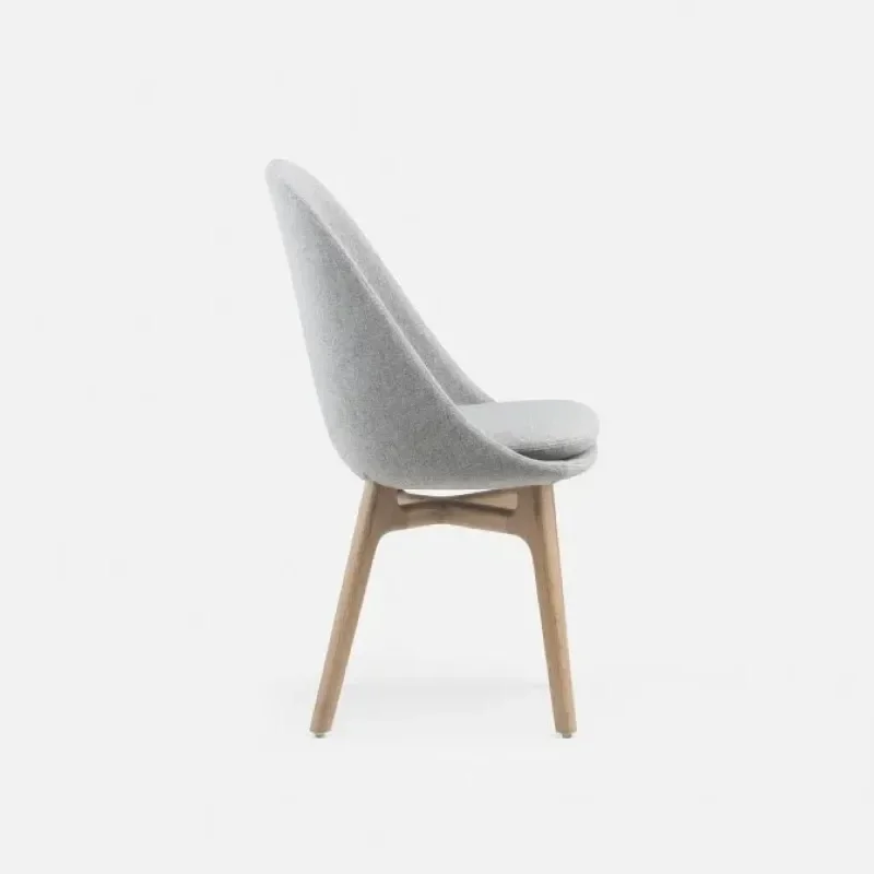 750 Solo Dining Chair – De La Espada at Mesmetric