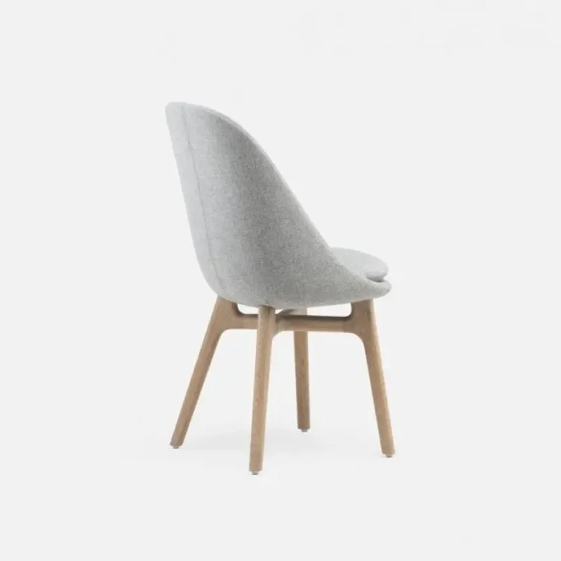 750 Solo Dining Chair – De La Espada at Mesmetric