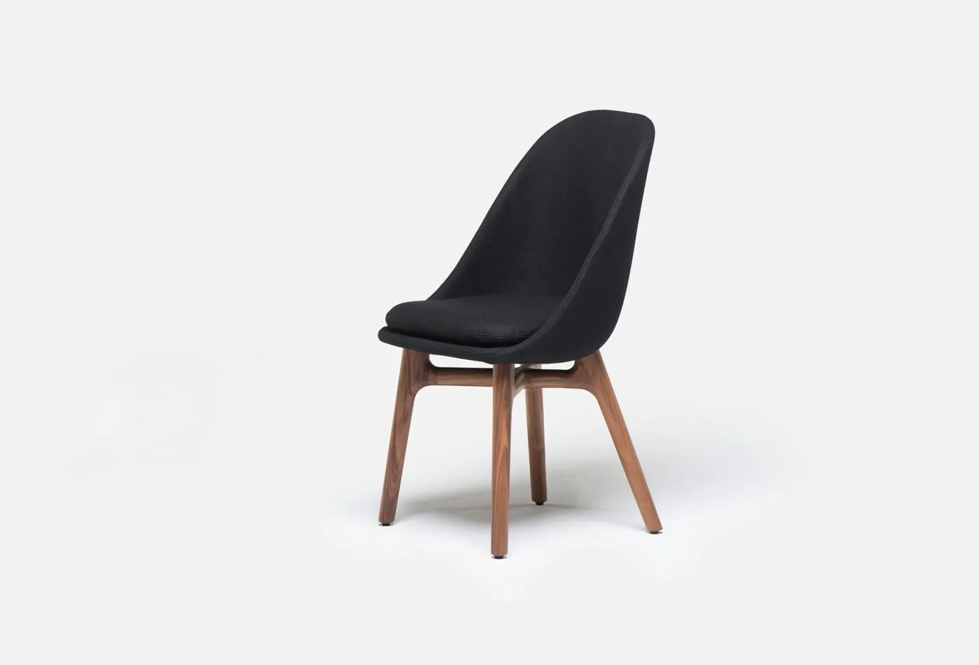 750 Solo Dining Chair – De La Espada at Mesmetric