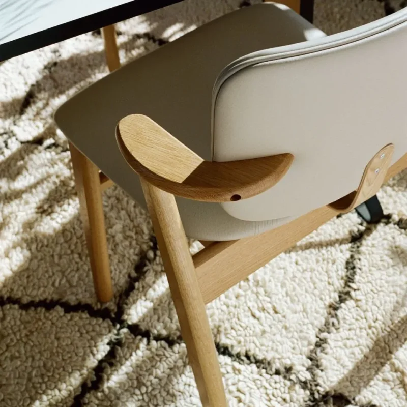 Domus chair - Artek w Mesmetric
