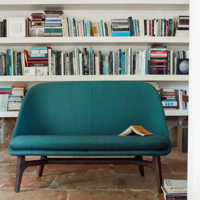 750L Solo Sofa – De La Espada at Mesmetric