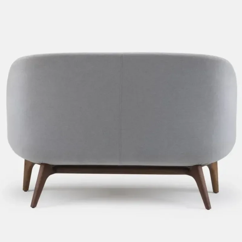 750L Solo Sofa – De La Espada at Mesmetric