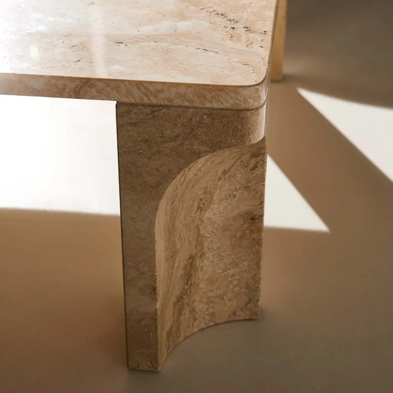 Doric – Gubi.dk at Mesmetric