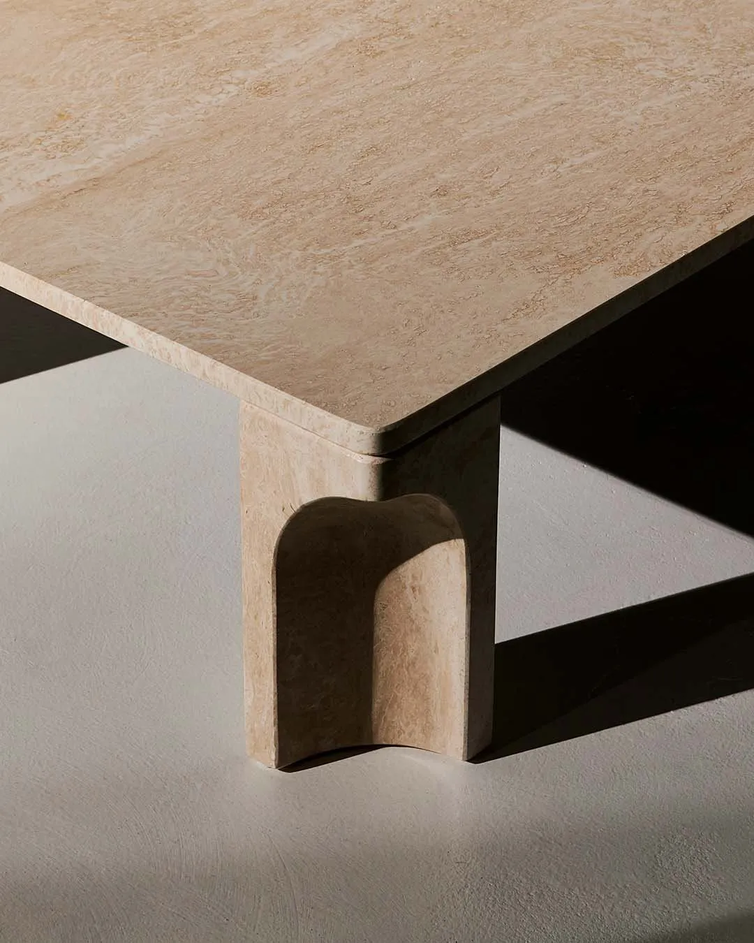 Doric – Gubi.dk at Mesmetric