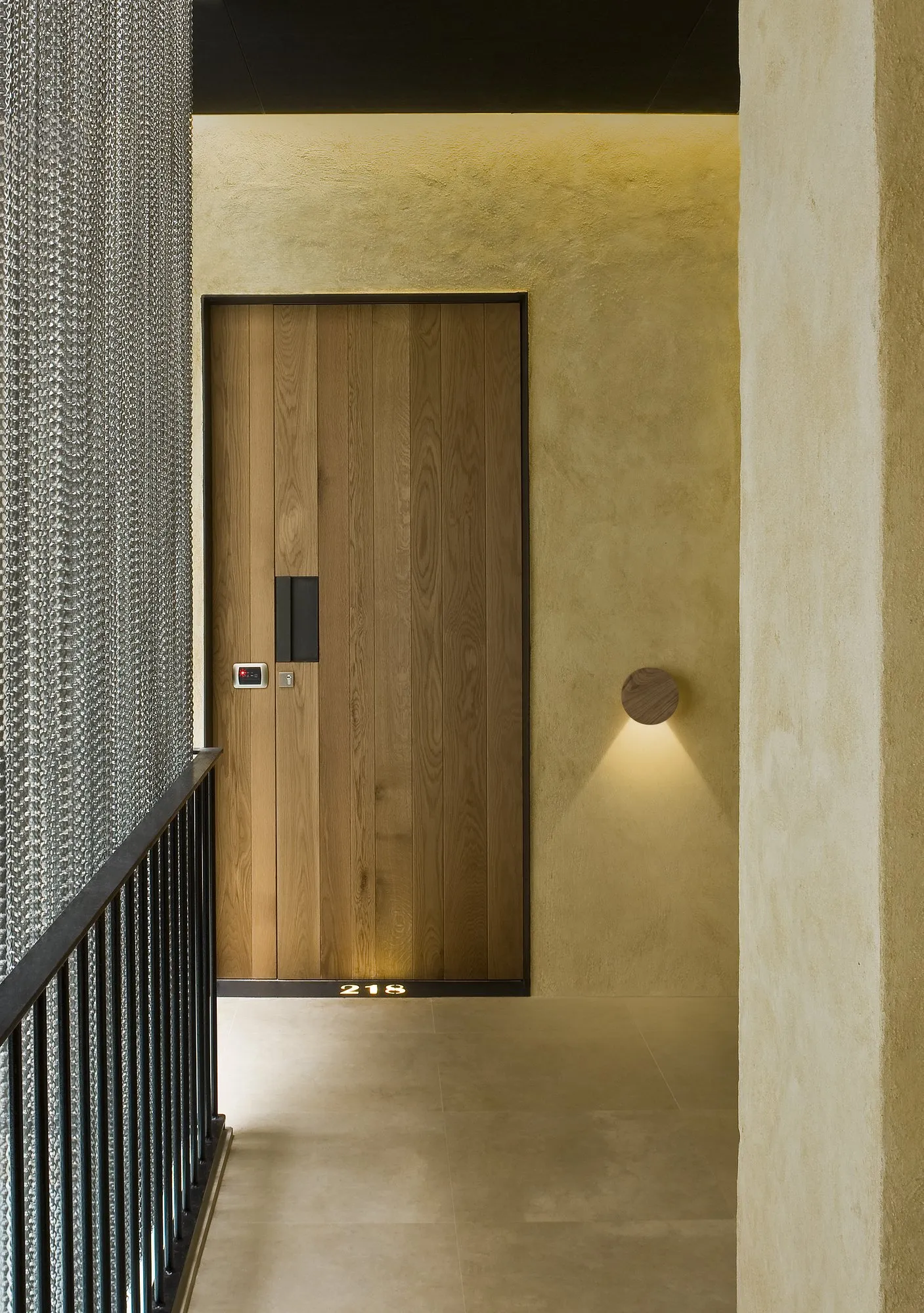 Dots Wall 4670 - Vibia w Mesmetric
