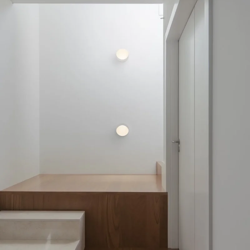 Dots Wall 4665