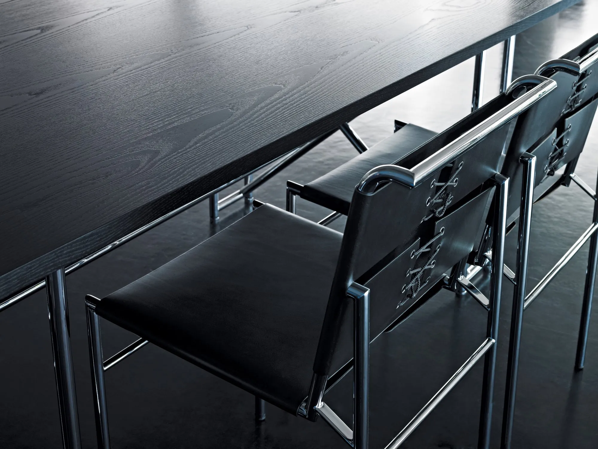 Double X Table - ClassiCon w Mesmetric
