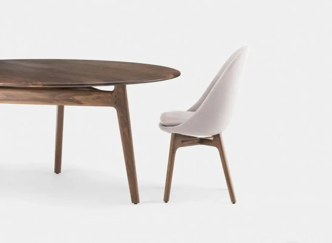 752R Solo Round Table – De La Espada at Mesmetric