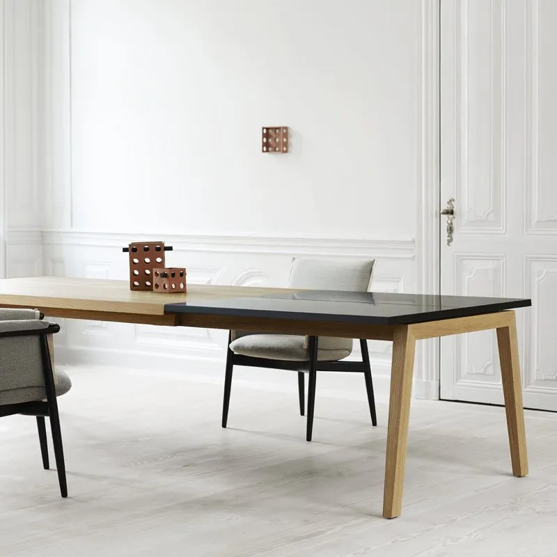 E005 Embrace Chair - Carl Hansen w Mesmetric