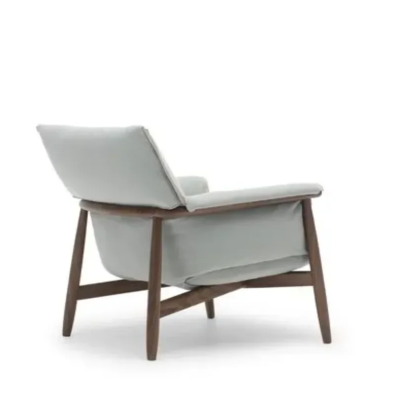 E015 Embrace Lounge - Carl Hansen w Mesmetric