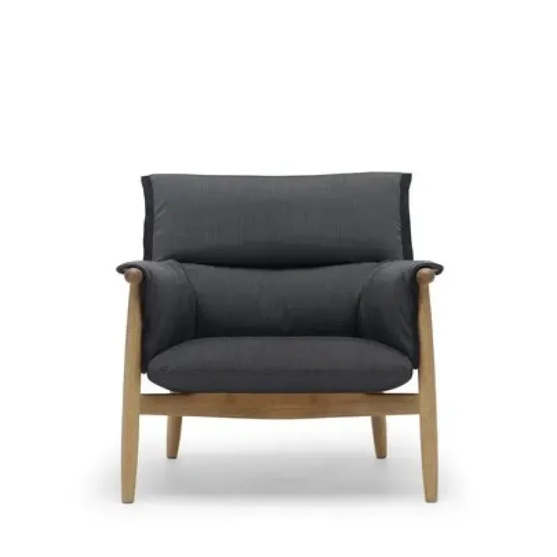 E015 Embrace Lounge - Carl Hansen w Mesmetric