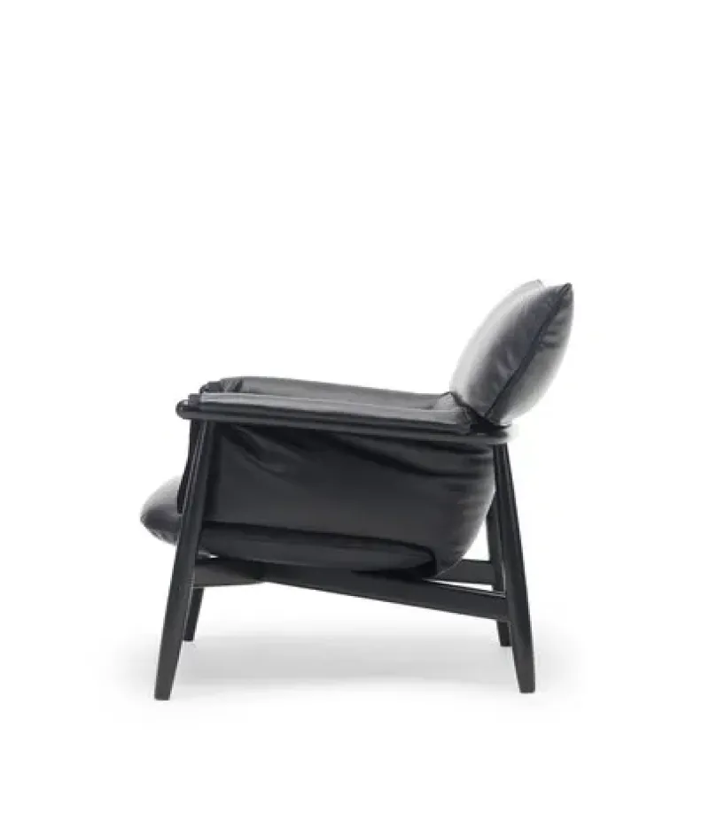 E015 Embrace Lounge - Carl Hansen w Mesmetric