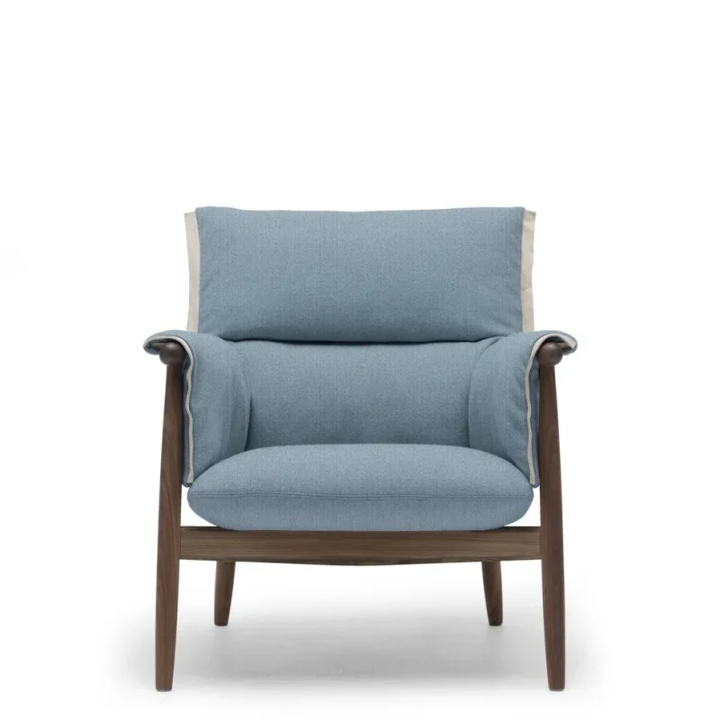 E015 Embrace Lounge - Carl Hansen w Mesmetric