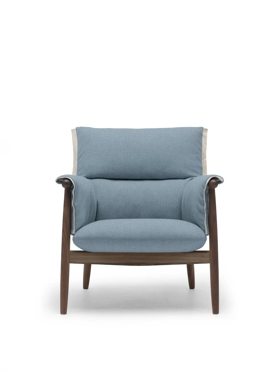 E015 Embrace Lounge - Carl Hansen w Mesmetric