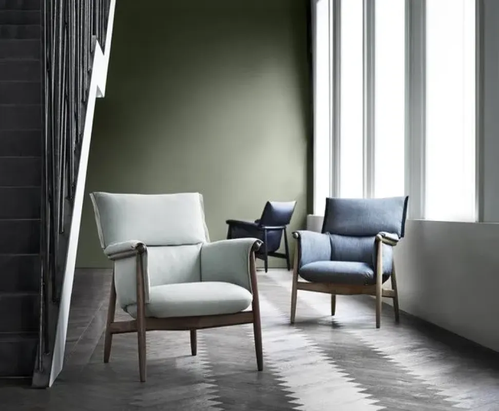 E015 Embrace Lounge - Carl Hansen w Mesmetric