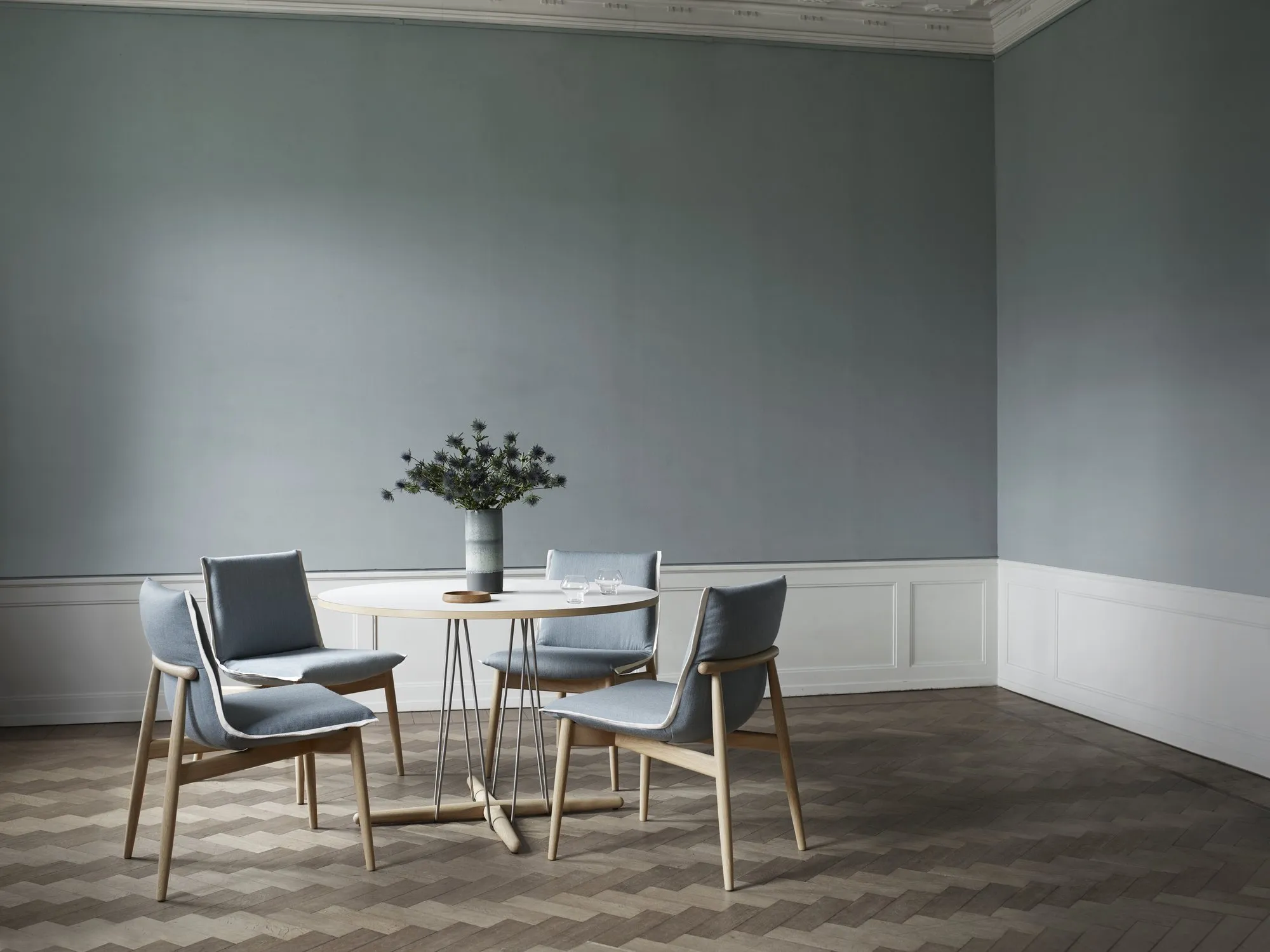 E020 Embrace - Carl Hansen w Mesmetric