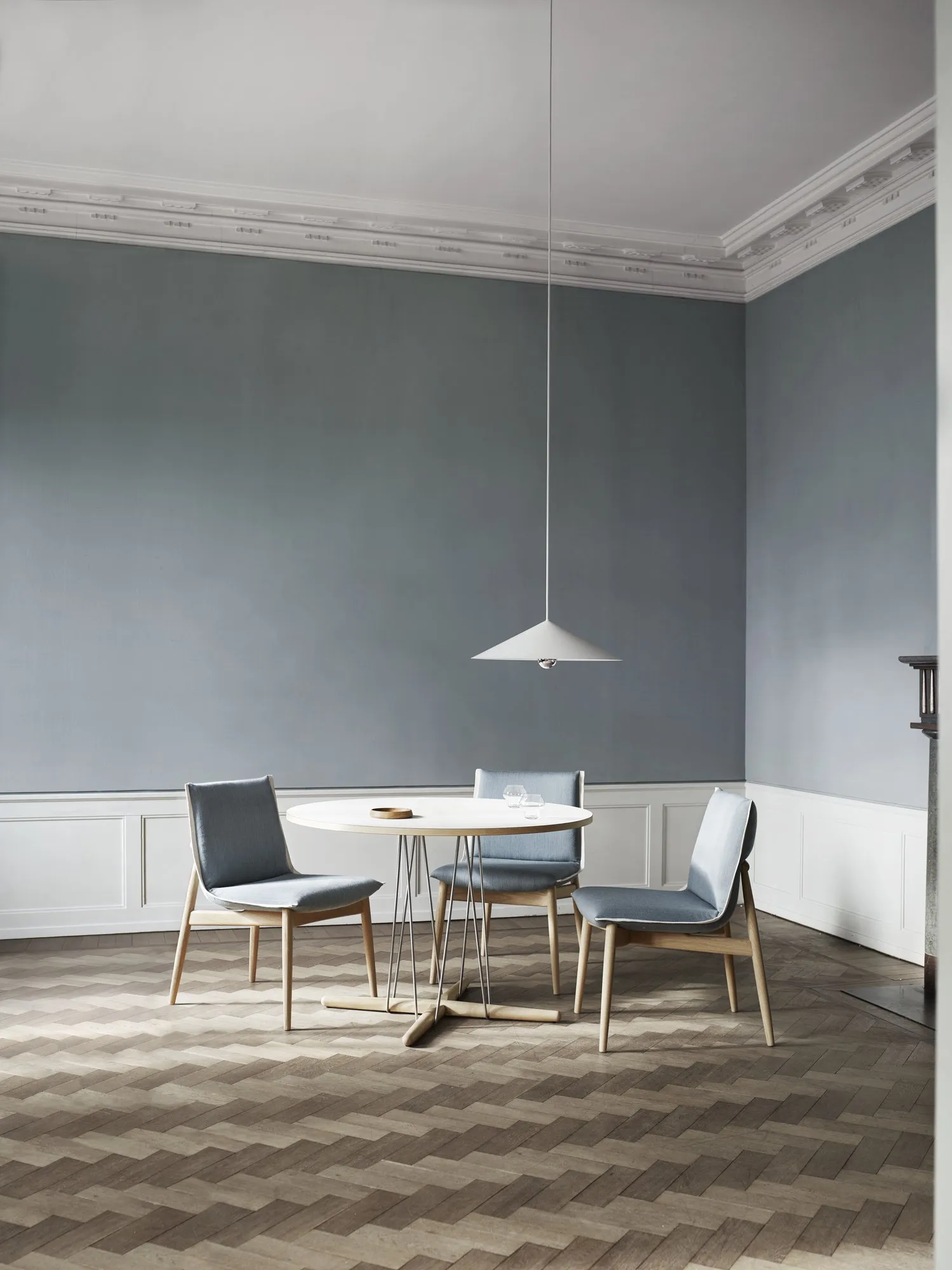 E020 Embrace - Carl Hansen w Mesmetric