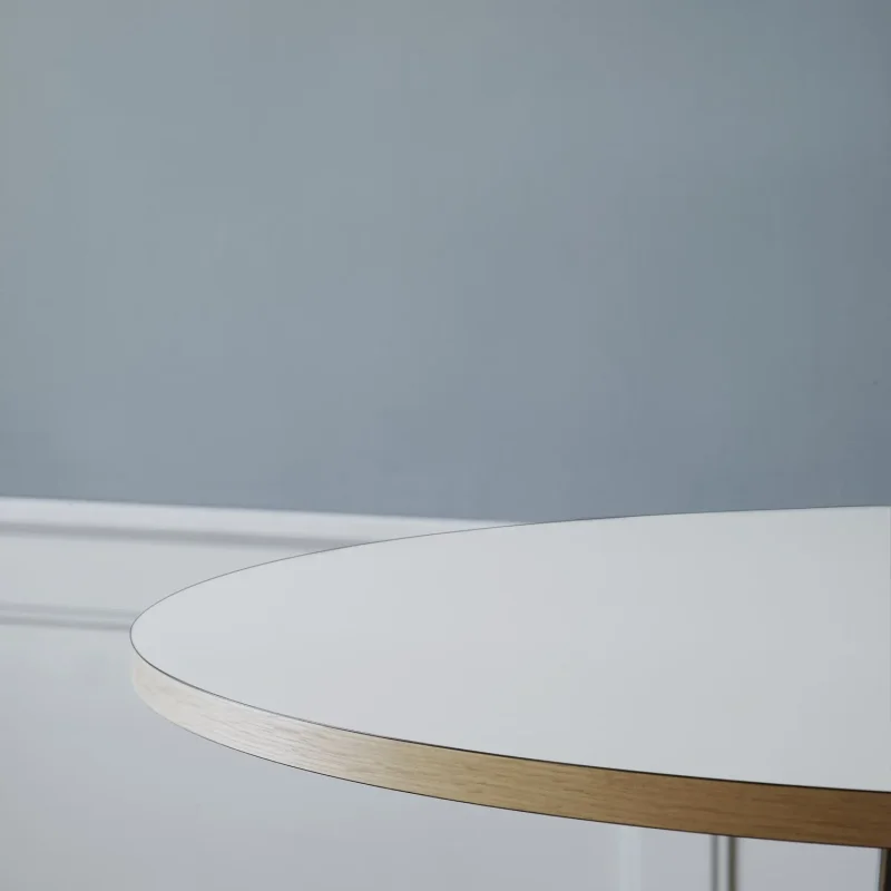 E020 Embrace - Carl Hansen w Mesmetric