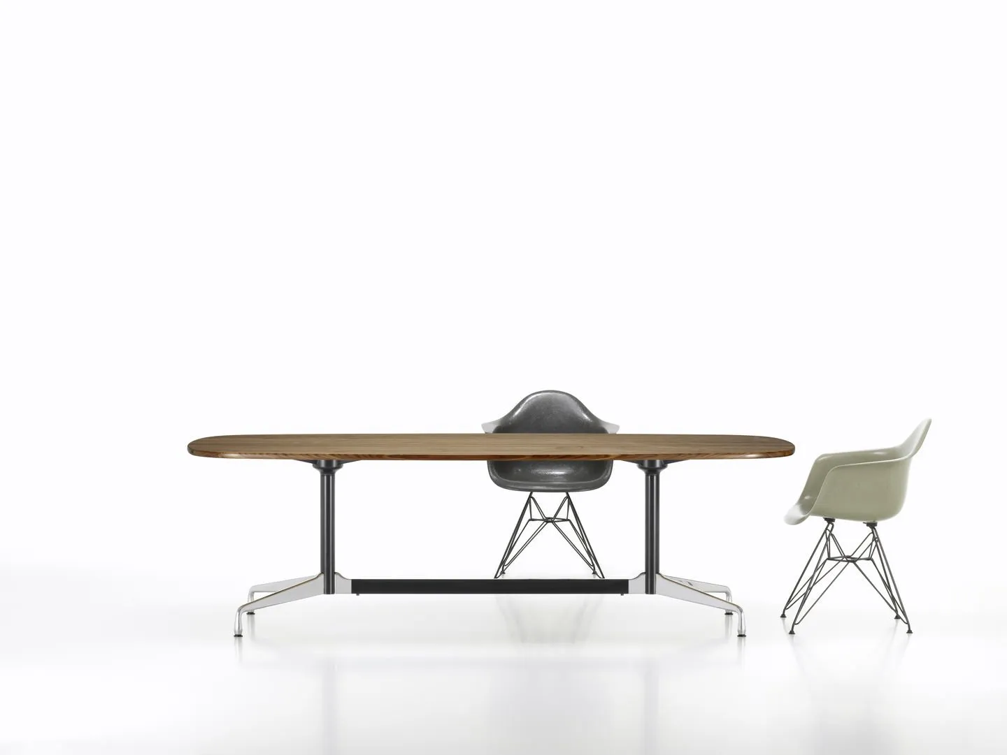 Eames Plastic DAR RE - Vitra w Mesmetric