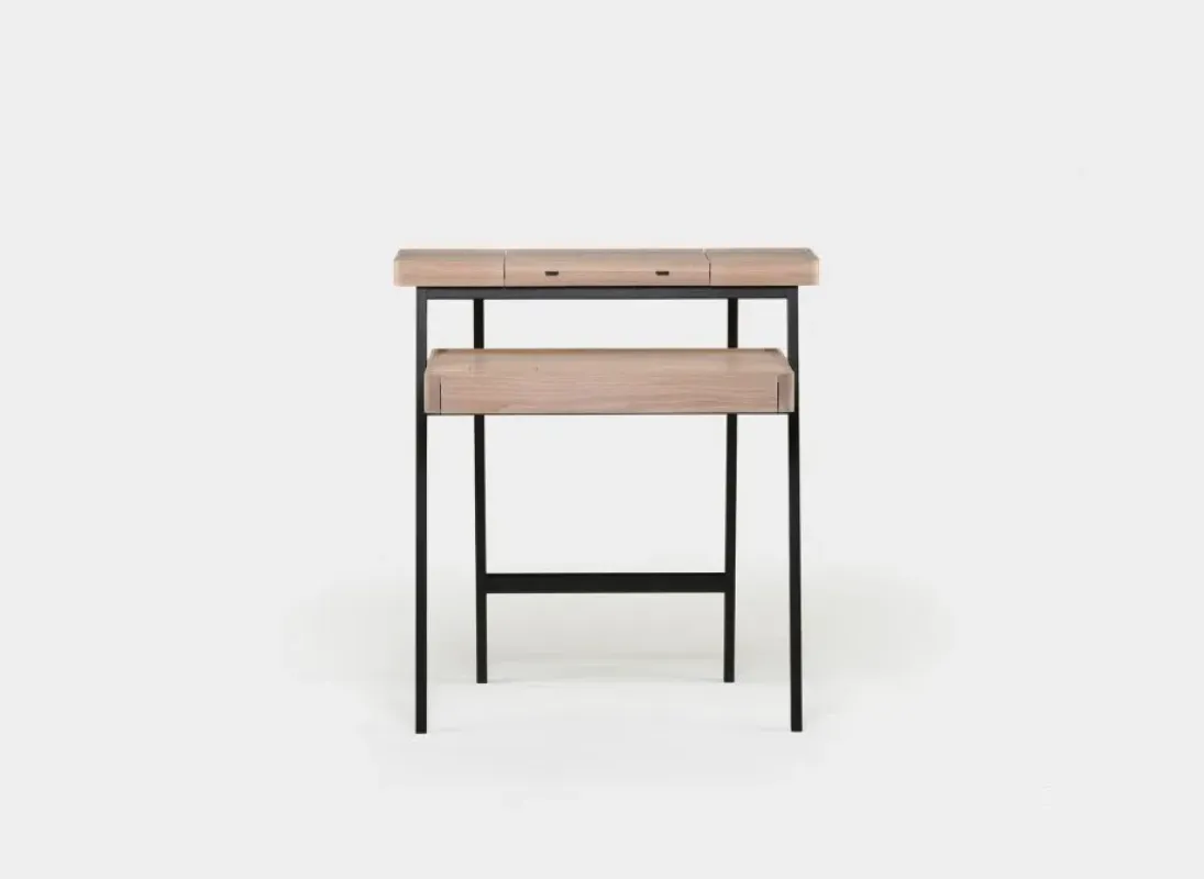 756 Tray Desk - De La Espada w Mesmetric