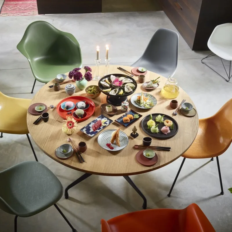 Eames Plastic RE DAX – Vitra at Mesmetric