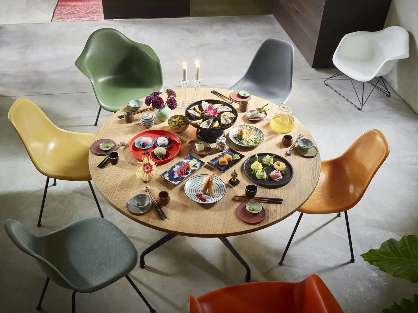 Eames Plastic RE DAX – Vitra at Mesmetric